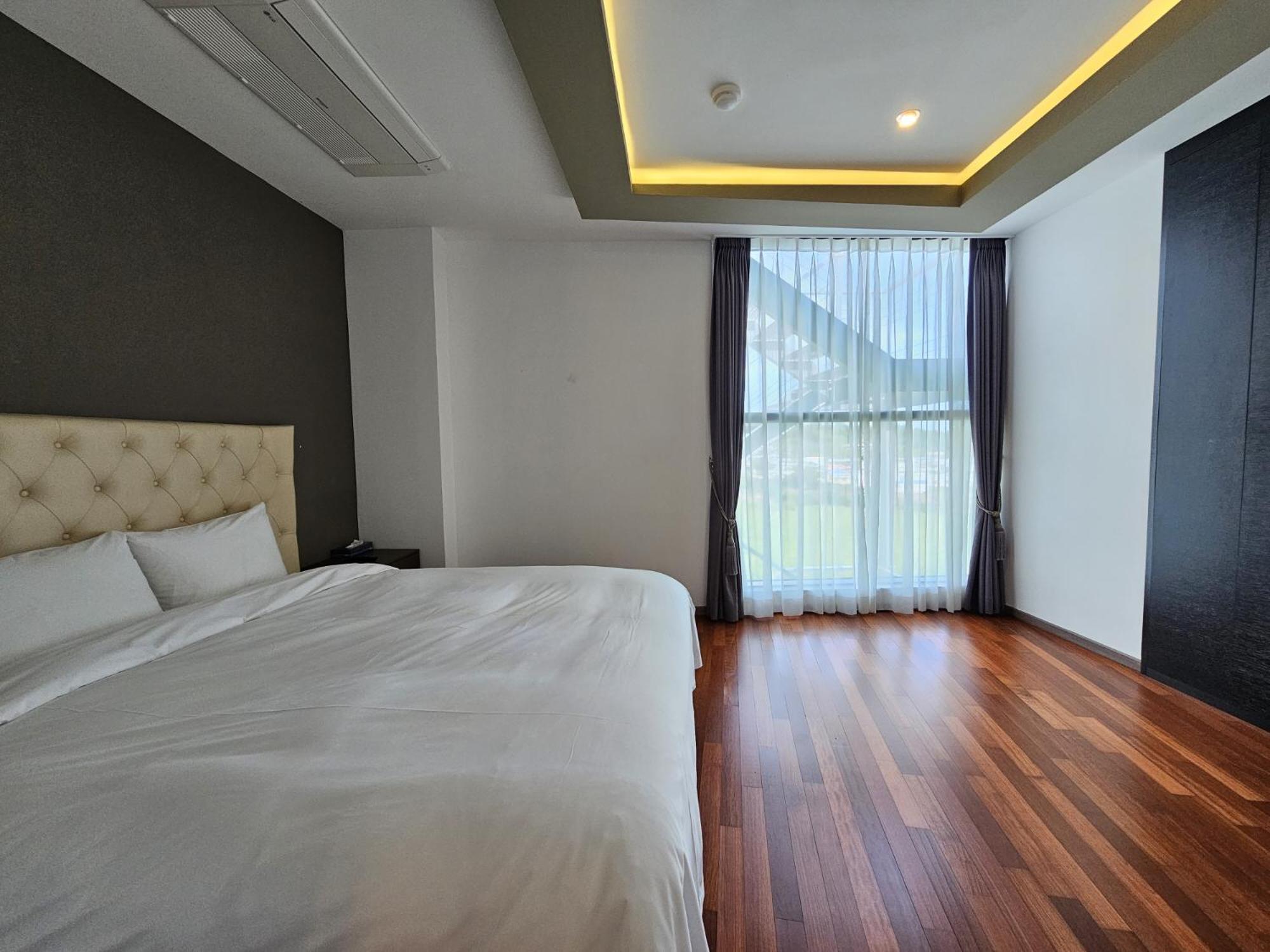 Jeju Hotel Scarboro Seogwipo Dış mekan fotoğraf