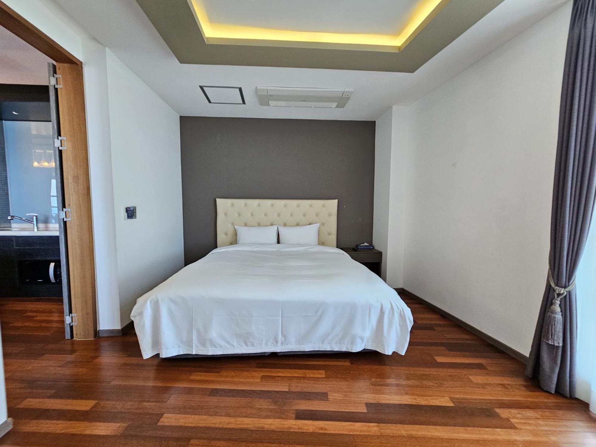 Jeju Hotel Scarboro Seogwipo Dış mekan fotoğraf