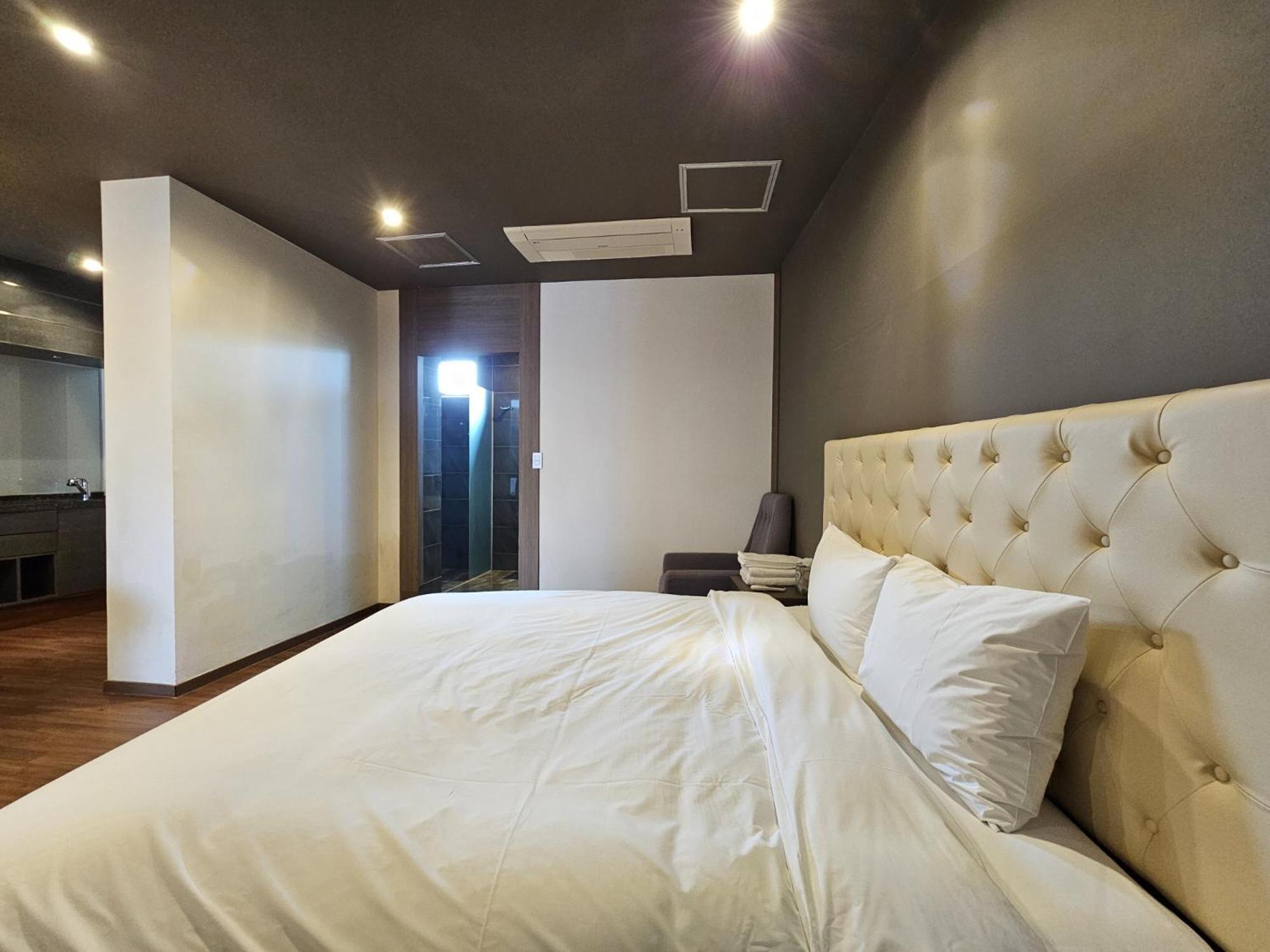 Jeju Hotel Scarboro Seogwipo Dış mekan fotoğraf